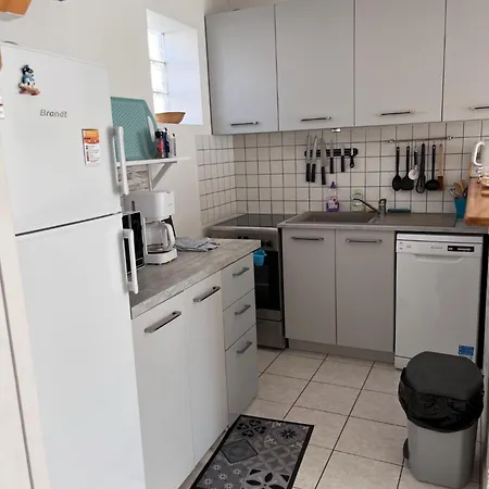 Maison Avec Grande Terrasse A 100m De La Σπίτι διακοπών