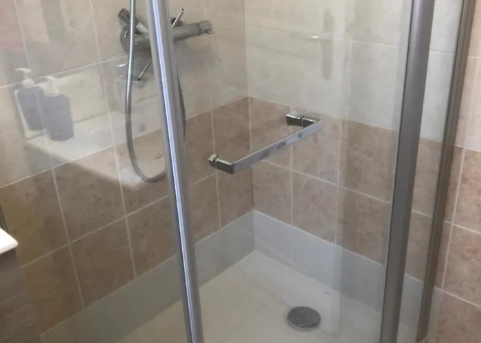 Maison Avec Grande Terrasse A 100m De La 펜션 라트슈수르메르